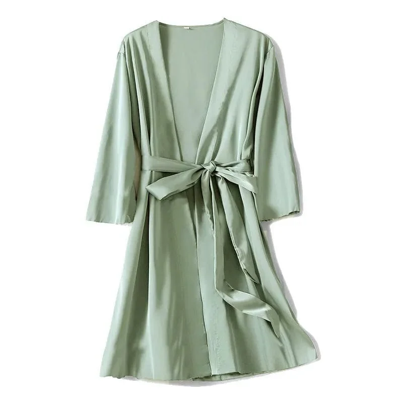 Robe Light Green