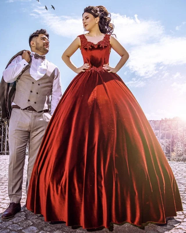 Rust Wedding Dress Velvet Ball Gown Appliques Mermaid Wedding Gown