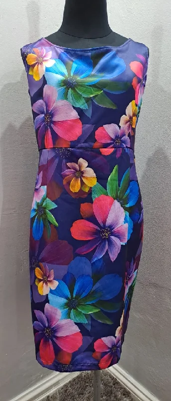 Floral Shift Dress (XLARGE) Stretchy floral dresses