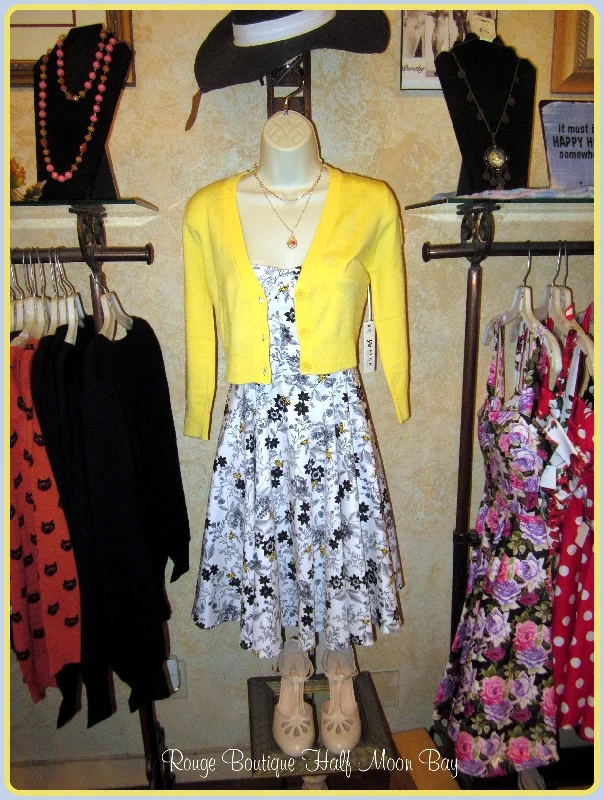 Retro bumble bee print tie-back Hostess dress Lightweight floral dresses for hot weather