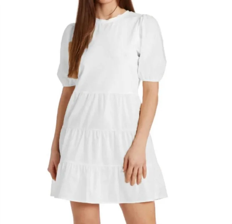 Carlie Dress In White Popular unclassified dresses