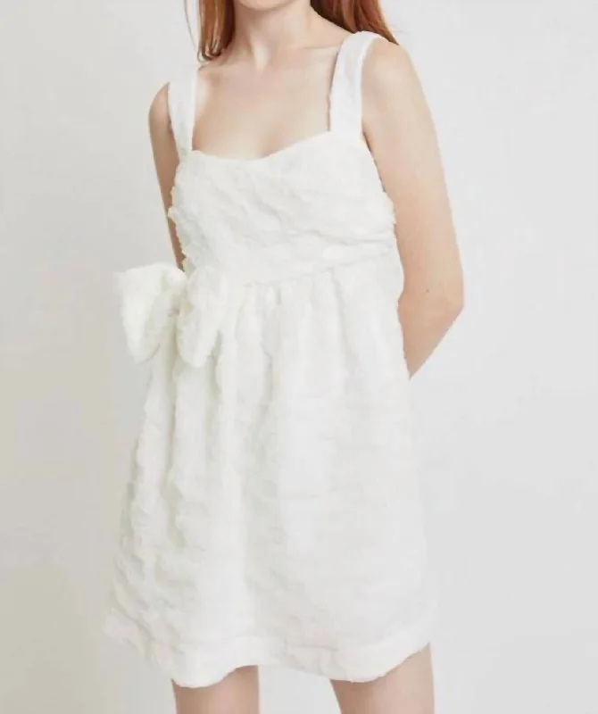 Front Bow Textured Sleeveless Dress In White Petite unclassified dresses