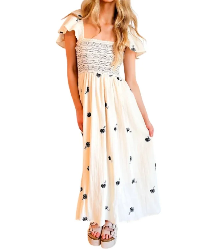 Into The Gardens Dress In Ivory Stretchy unclassified dresses