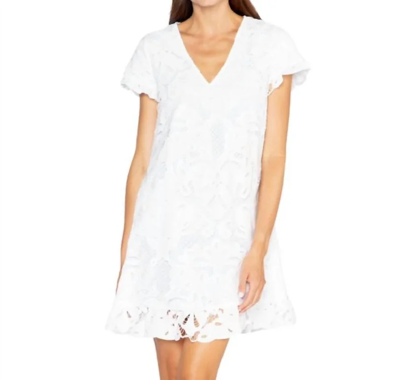 Peaches Dress In White Women's unclassified dresses