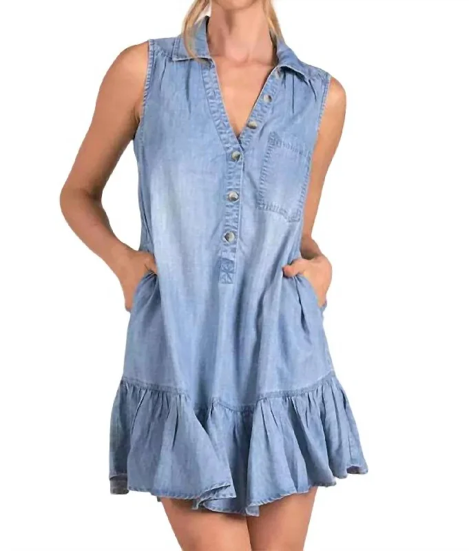 Sleeveless Dress In Light Blue Wash Casual chic unclassified dresses